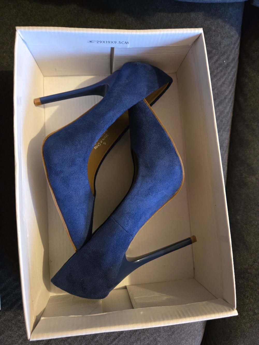 Sergio Bari Royal Blue Suede Heels - Picture 11 of 13